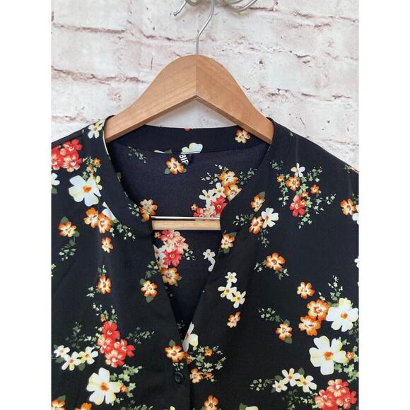 Cici Bird Shirt Womens Large Black Floral V Neck Short Sleeve Flowy Button Front - Picture 6 of 14